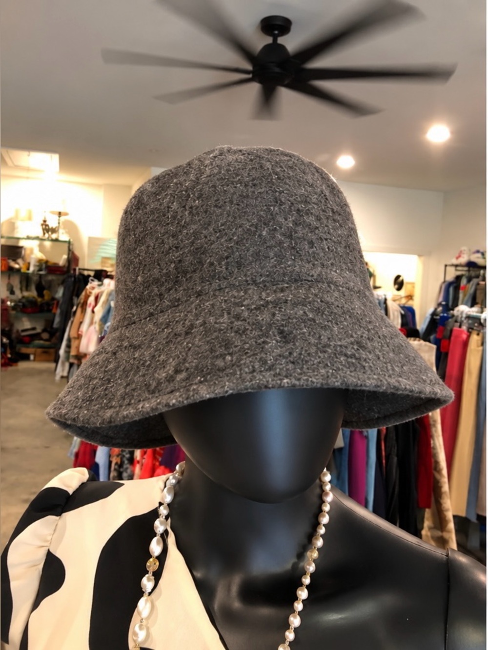 Bow Detail Gray Wool Hat